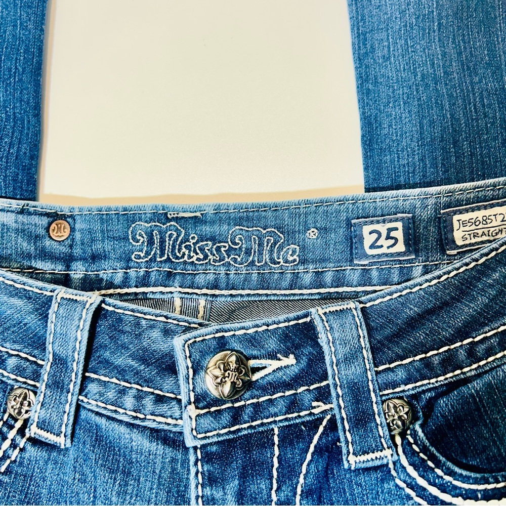 Miss Me jeans JE5685T2L straight leg jeans embellished pockets women Size 25 - Picture 3 of 10